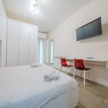 Cristel Apartment - 15 Min Da Milano Cormano Exterior photo